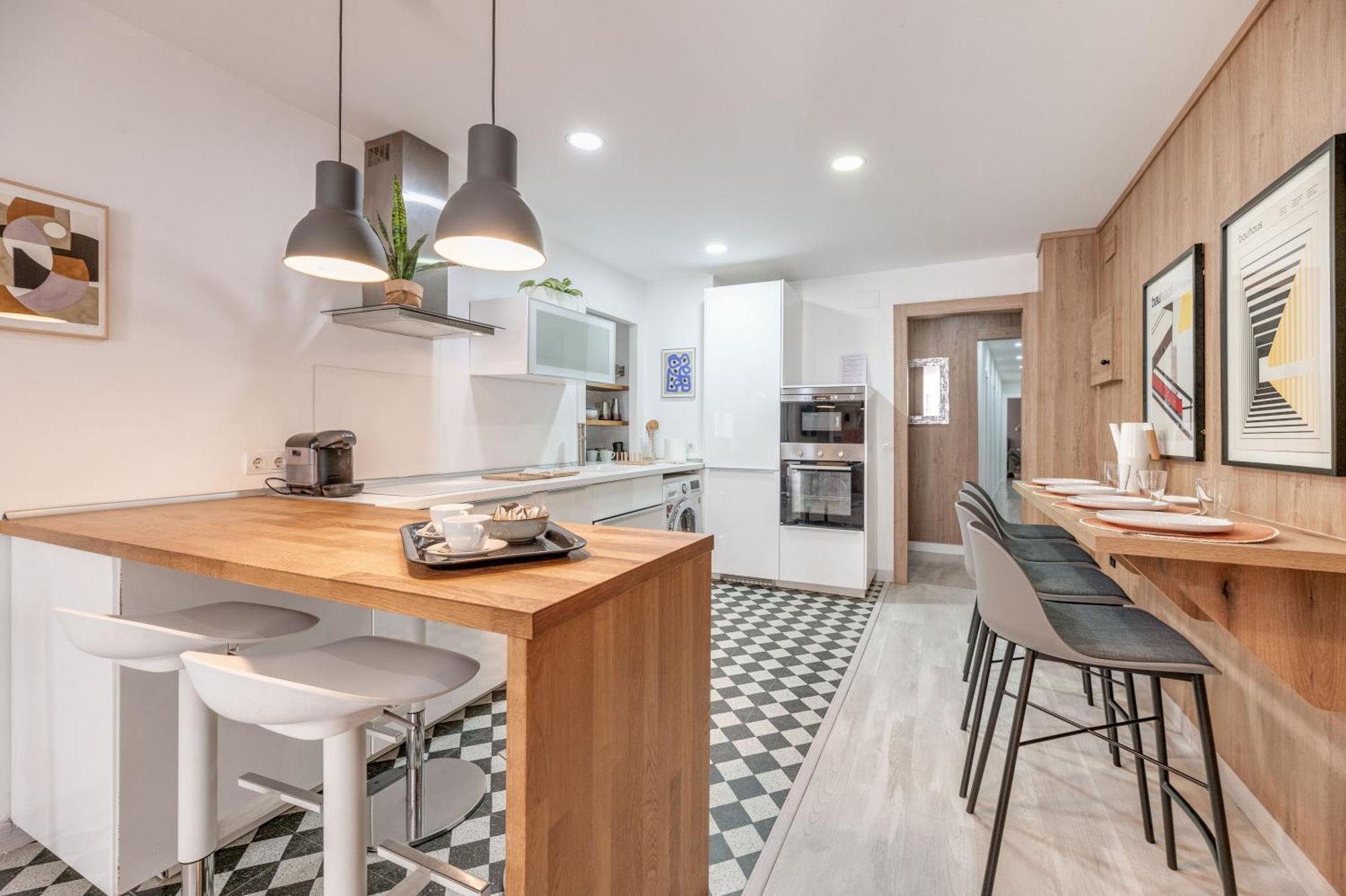 Victoria 16 Premium By Nagoa Homes マラガ エクステリア 写真